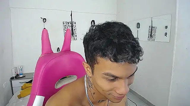 Show de webcam de Leonard_Price