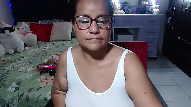 Chat +18 de pervert_mommy_ ao vivo