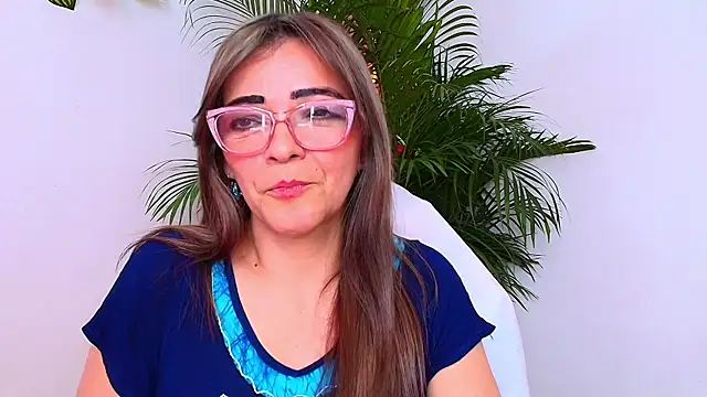 Chat +18 de Carol_Miss2 ao vivo