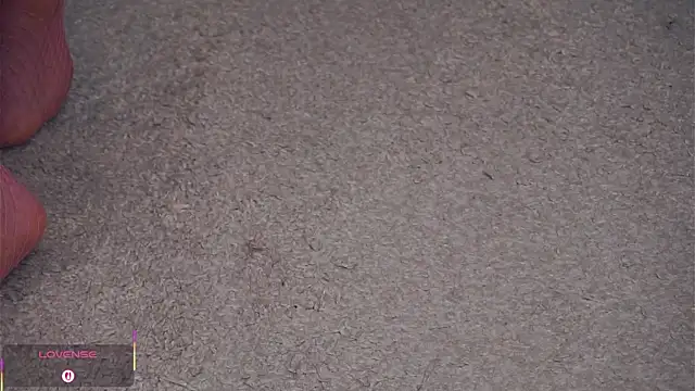 OnaZiroge's Live XXX Chat