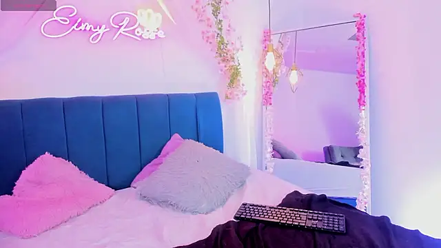 eimi_rosse18's Live XXX Chat