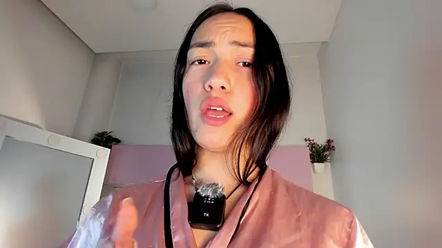 Scarlett__Fox__: онлайн-секс-чат