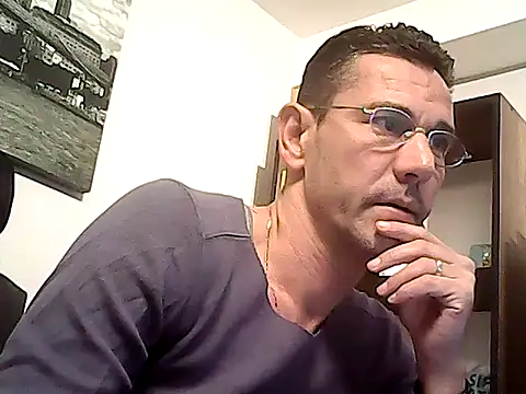 Онлайн чат XXX mastercharisma35