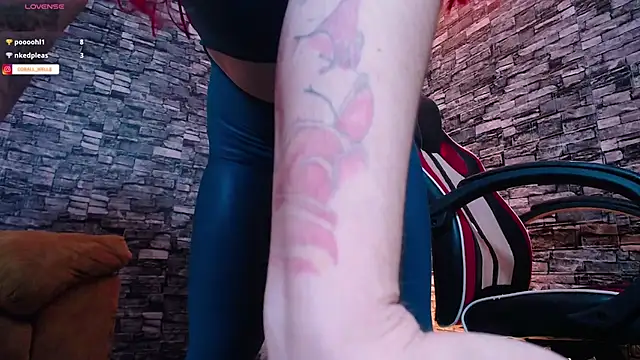 corallwells Chat XXX in diretta