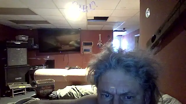 Takemeouttothedungen's Webcam Show