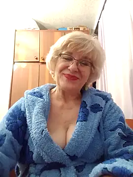 52MiaLove02 即時 XXX 聊天