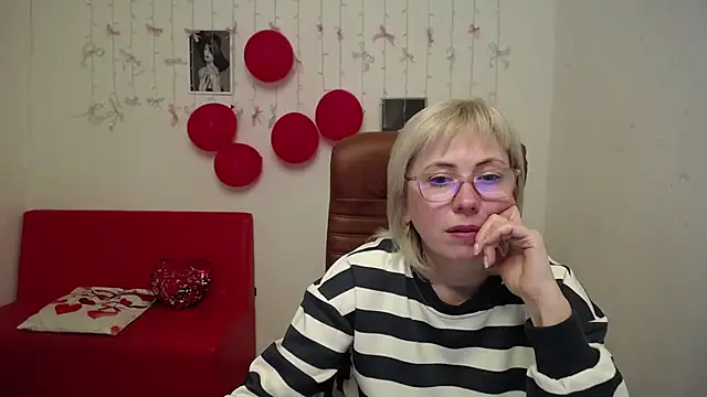 Chatroom XXX en direct de LaurenWishy