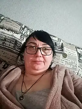 MariSwan222: διαδικτυακό σόου στην κάμερα