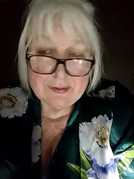 Alexia64231のライブXXXチャット