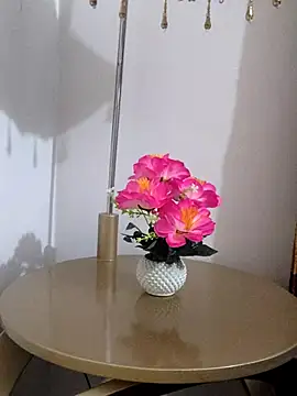 Tanha18 élő XXX-chatje