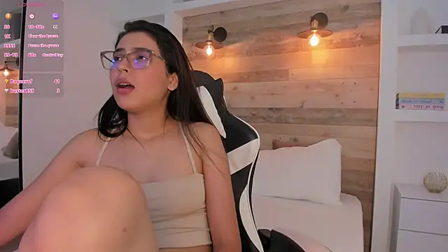 desireee_'s Live XXX Chat