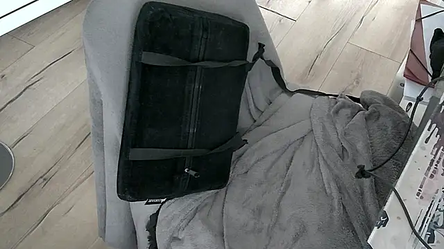 CeriseLapine's Live XXX Chat