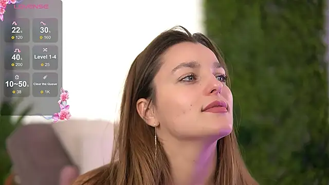 FreyaHeart's Webcam Show