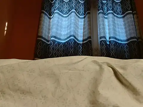 titi_fiesta's Live XXX Chat