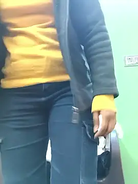 Ananya_34's Live XXX Chat