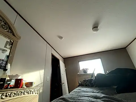 IvanaPlenty's Live XXX Chat