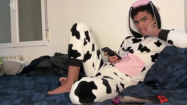 Ryan-hot's Live XXX Chat