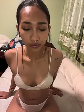 Pokazy przed kamerką – Lyla_Love