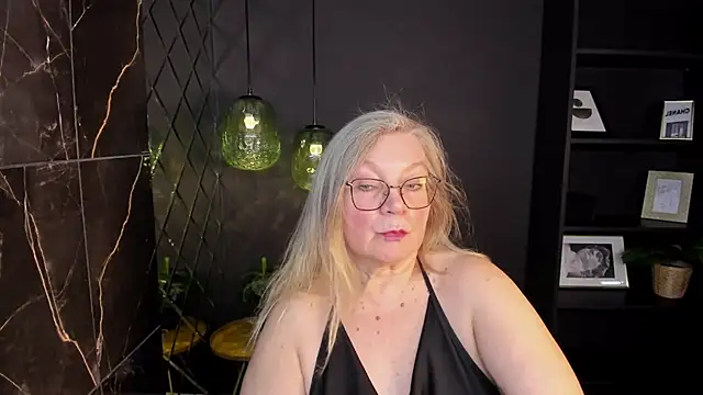 NataliMellow's Webcam Show