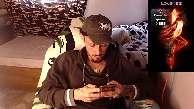 Apolo_S' Live XXX Chat