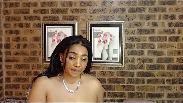 LelaKeyesXX's Live XXX Chat