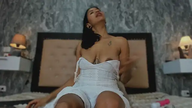 JuliKim_: απευθείας συνομιλία ΧΧΧ