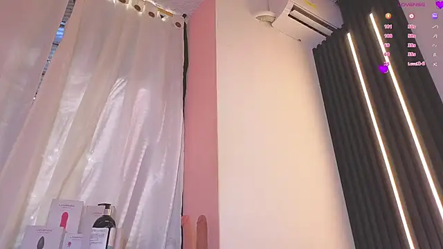 Scarlet_Red_'s Live XXX Chat