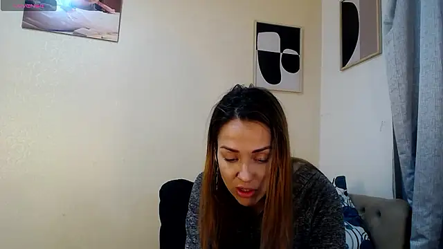 camilawm19's Live XXX Chat