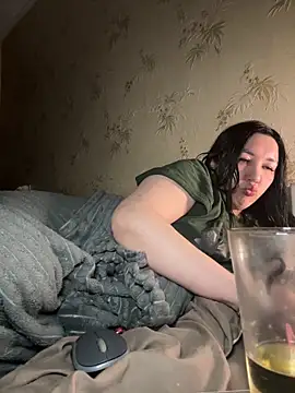 Naughtbaby_2025's Live XXX Chat