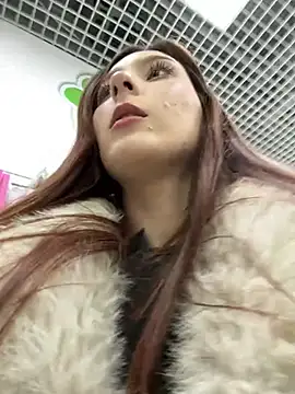 LilluKatten: απευθείας συνομιλία ΧΧΧ