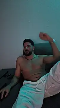 Angelo_33 élő XXX-chatje