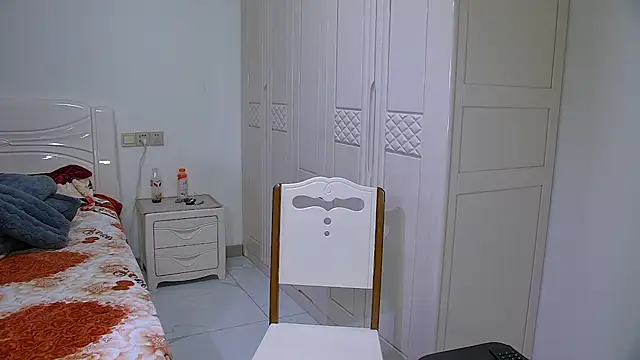 Chocolates-001's Live XXX Chat