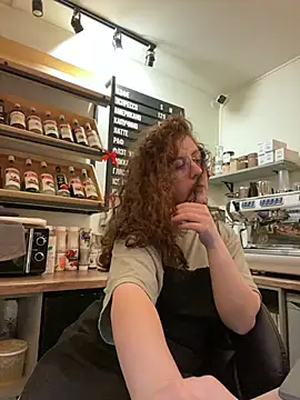 cinnabon_'s Live XXX Chat