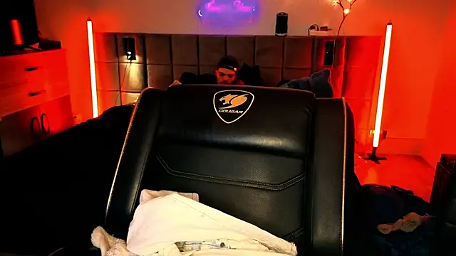 JordanShow Chat XXX in diretta