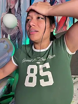 Im_Little's Live XXX Chat