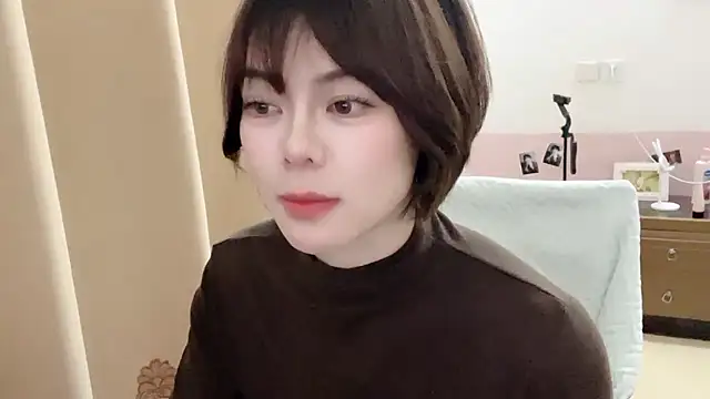 Linda-LL – Naživo XXX chat