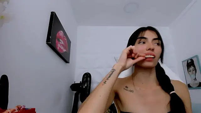 دردشة eimy_skinny_ الجنسية المباشرة