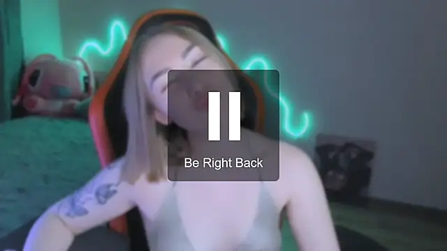 دردشة LaraKrein_lk الجنسية المباشرة