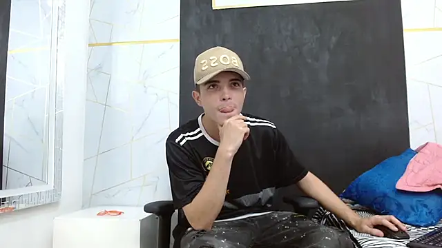 Онлайн чат XXX dia_fax18