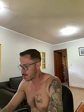 Lucasjandre Chat XXX in diretta