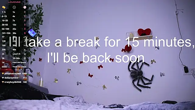 Chatroom XXX en direct de Emmie_shy