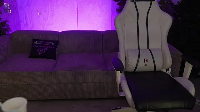 Kara_cat – Naživo XXX chat