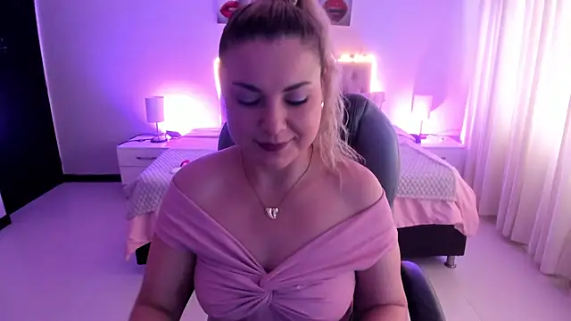 Violeta_Hotter's Live XXX Chat