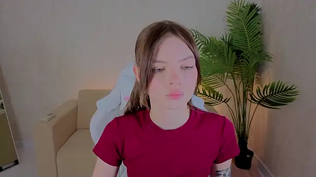 دردشة Ellya_me الجنسية المباشرة