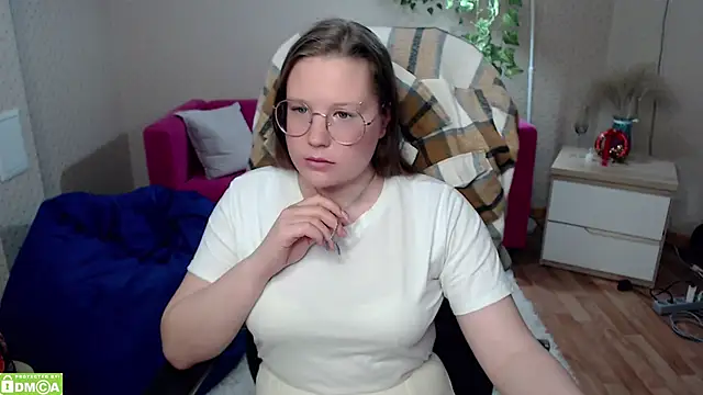 kuri_u's Live XXX Chat