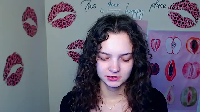 _SusieSu_'s Live XXX Chat