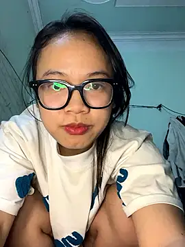 Leeeiu's Live XXX Chat