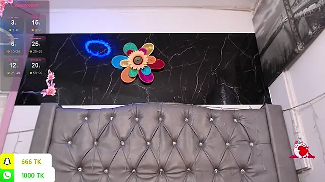 LAILAGUMMY's Live XXX Chat