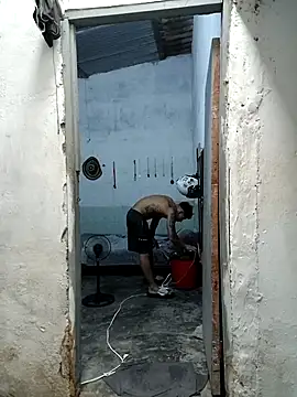 Astrape élő XXX-chatje