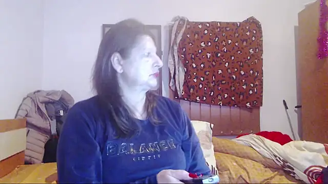 ExtasyMature Chat XXX live